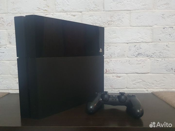 Sony playstation 4 500gb (CUH-1008A)