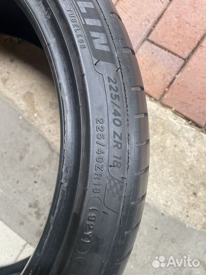 Michelin Pilot Sport 4 225/40 R18 92Y