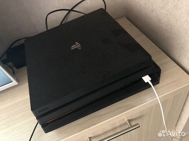 Sony PS4 pro 1tb