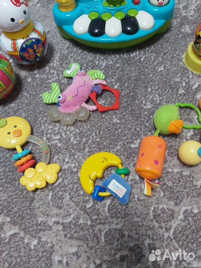 Детские игрушки пакетом отдам