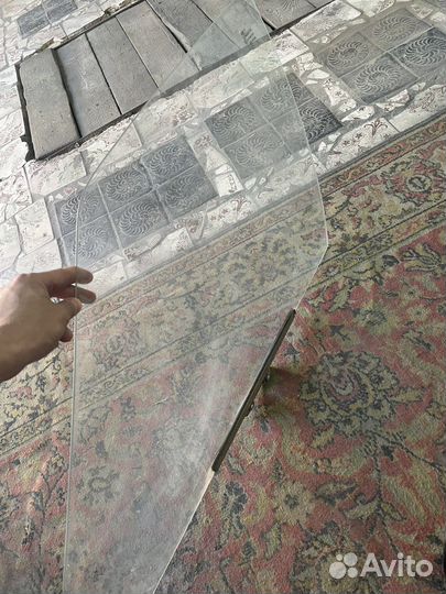 Переднее водительское стекло ваз 2114,2115