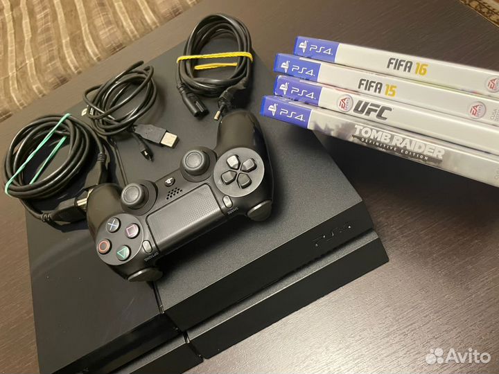Sony playstation 4 500gb + 4 игры (комплект)