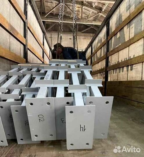 Арочный ангар каркасный (комплект ферм 10х5х30м)