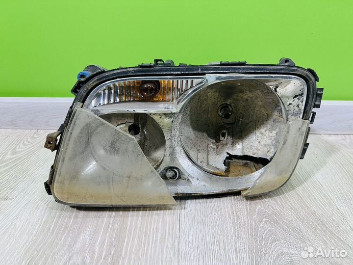 Фара левая Mercedes MP3 мп3