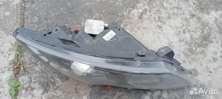 Фара правая на kia optima TF