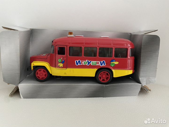 Модель Кавз 3976, 1:43