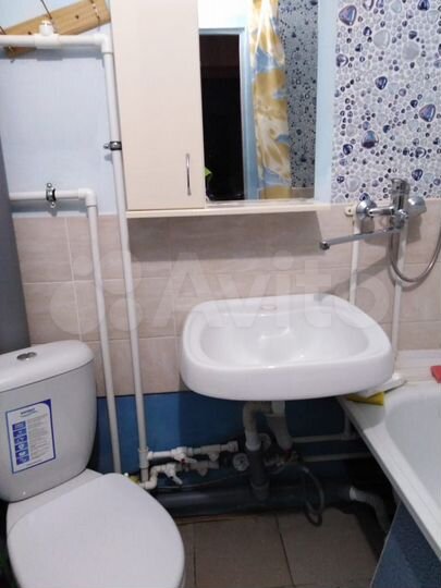 2-к. квартира, 46 м², 3/3 эт.