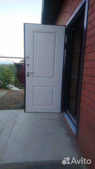 Установка входных металлических дверей