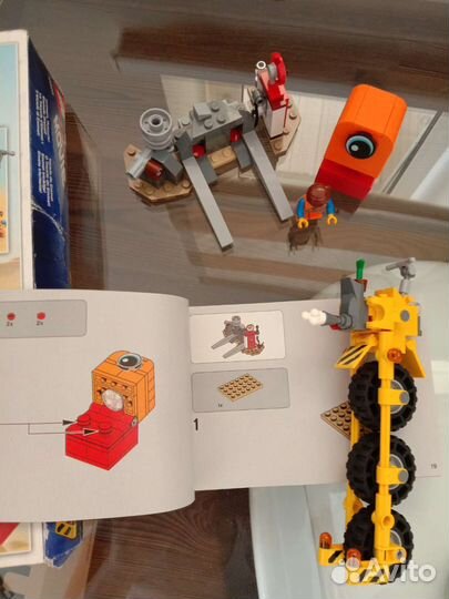 Конструктор lego Movie 70823 Emmet’s Thricycle