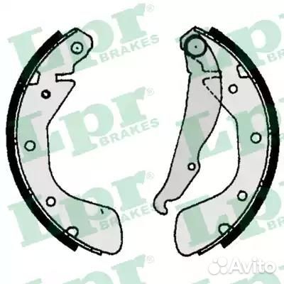 06800 Колодки тормозные барабанные