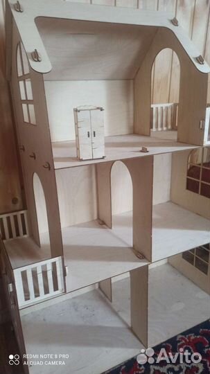 Домик с мебелью