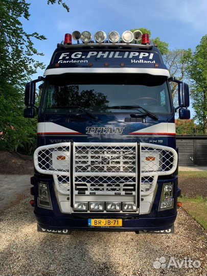 В разборке грузовик Volvo,FH 2005-2008