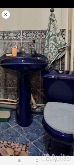 Раковина с пьедесталом бу синяя