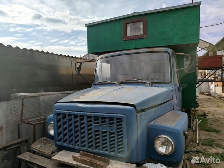 Пчелопавильон