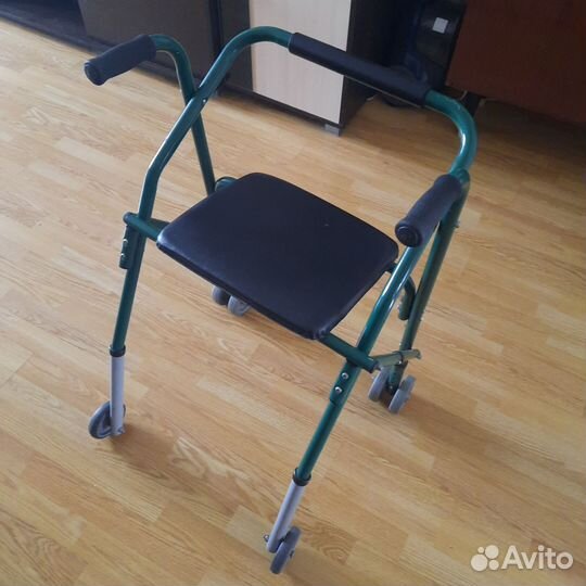 Ходунки для взрослых на колесах