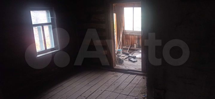 Дом 27 м² на участке 10 сот.