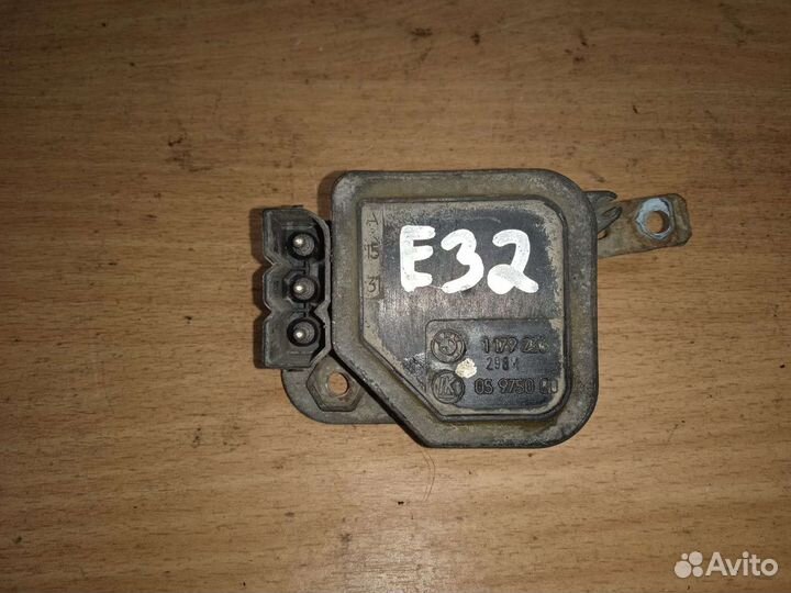 Датчик положения кузова BMW 7 E32 бмв 7 E32