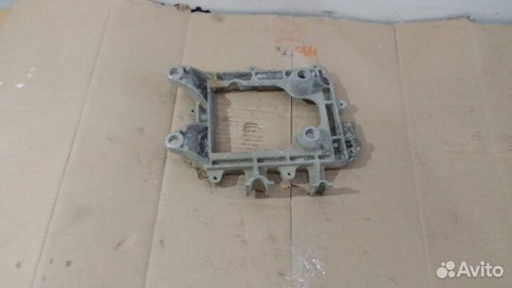 Кронштейн блока управления двигателем Man Tga