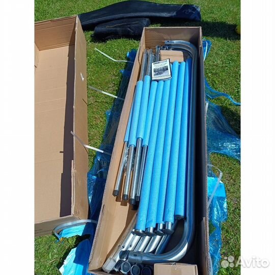 Батут с сеткой и лестницей, новый