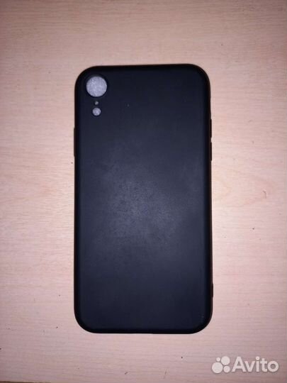 Чехлы для iPhone Xr и iPhone 13