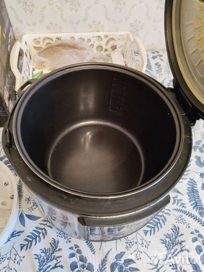 Мультиварка redmond