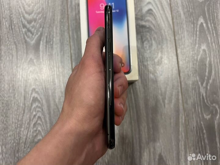 Телефон iPhone X 256 Gb Black