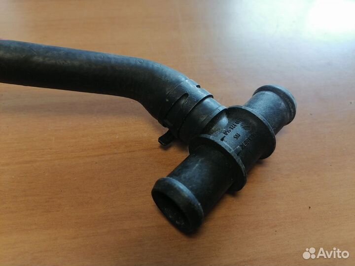 Шланг системы отопления Audi A8 (10) 4H D4