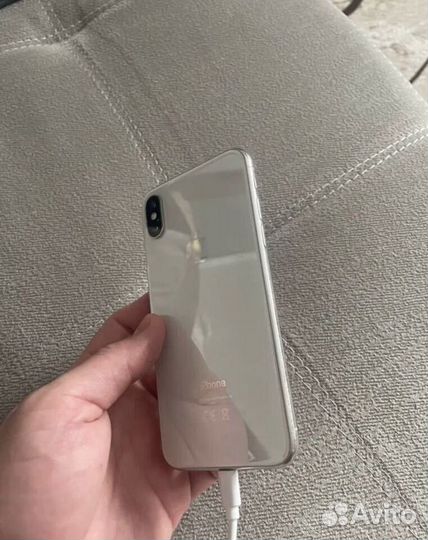 iPhone X, 64 ГБ