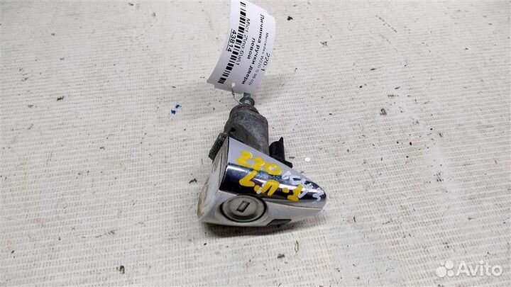 Личинка ручки двери левой mersedesbenz W220 S 98