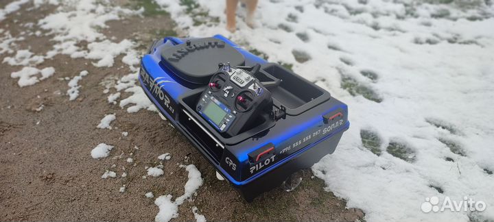 Карповый кораблик для рыбалки