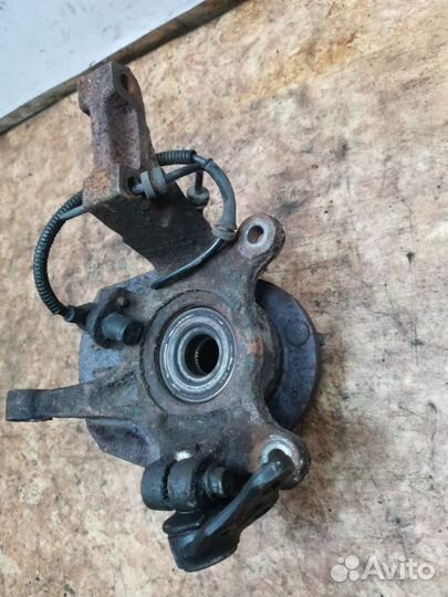 Кулак поворотный передний левый Chevrolet Lacetti