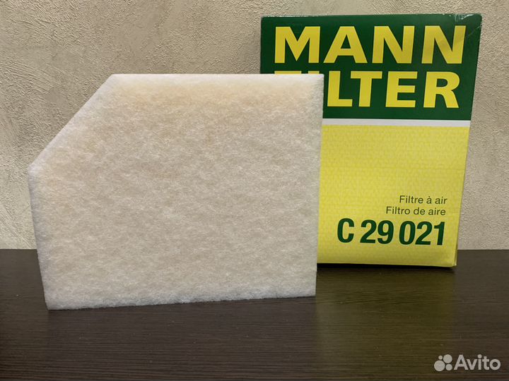 Фильтр воздушный Mann для Volvo 31370089