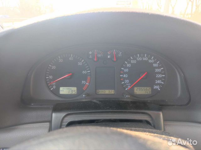 Volkswagen Passat 1.8 AT, 1997, 256 842 км