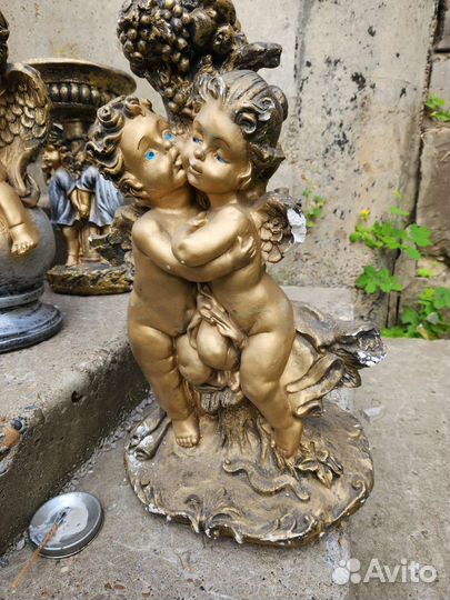 Гипсовые садовые фигуры с дефектами