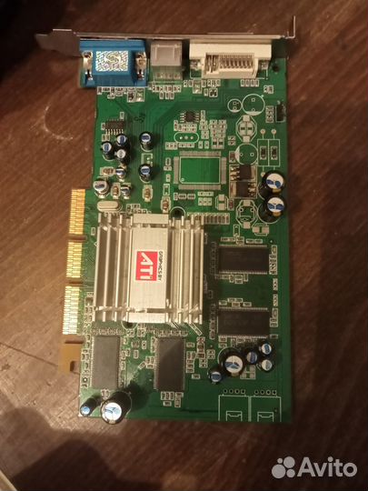 Видеокарта Radeon 9250 128MB
