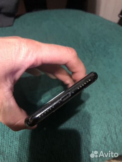 iPhone X, 256 ГБ