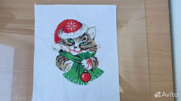 Картина вышитая крестиком 