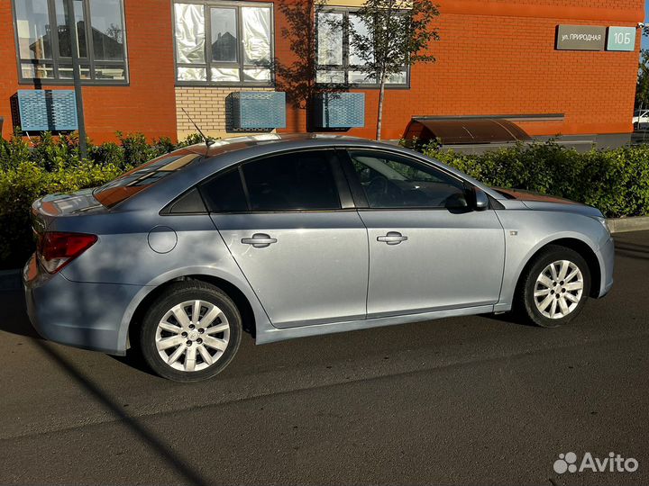 Chevrolet Cruze 1.6 AT, 2010, 158 000 км