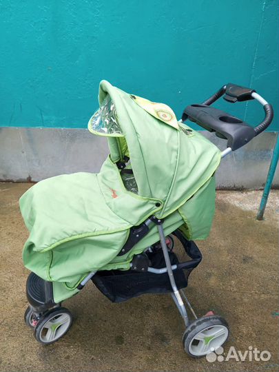 Прогулочная коляска