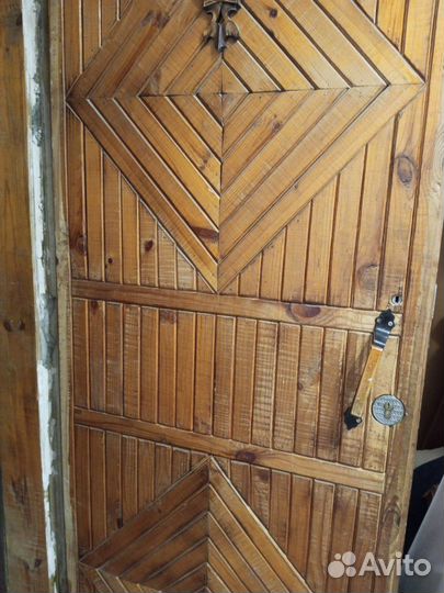 Дверь деревянная бу