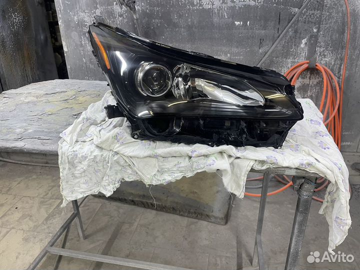 Фара правая lexus nx