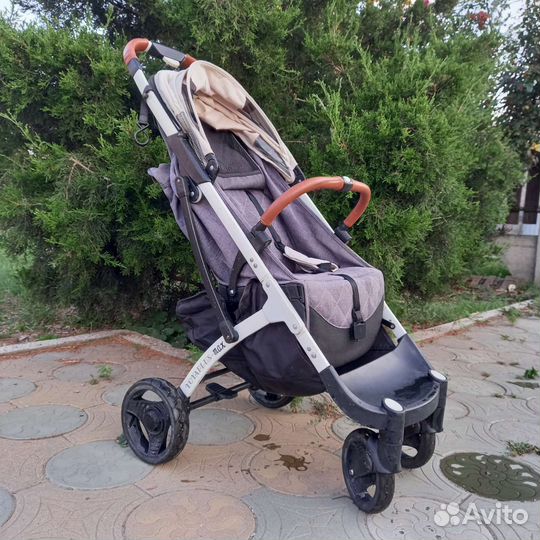 Прогулочная коляска yoya plus max