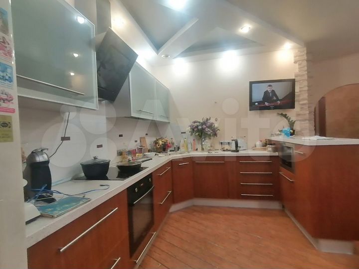 4-к. квартира, 121,1 м², 3/3 эт.