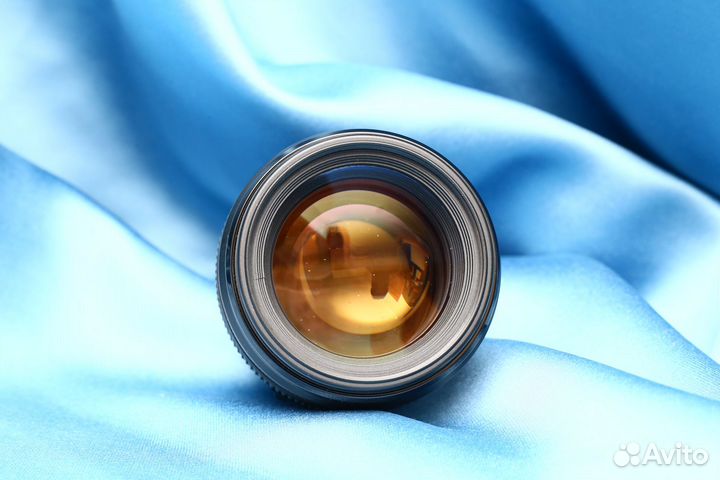 Canon EF 85mm f/1.8 USM в идеальном состоянии