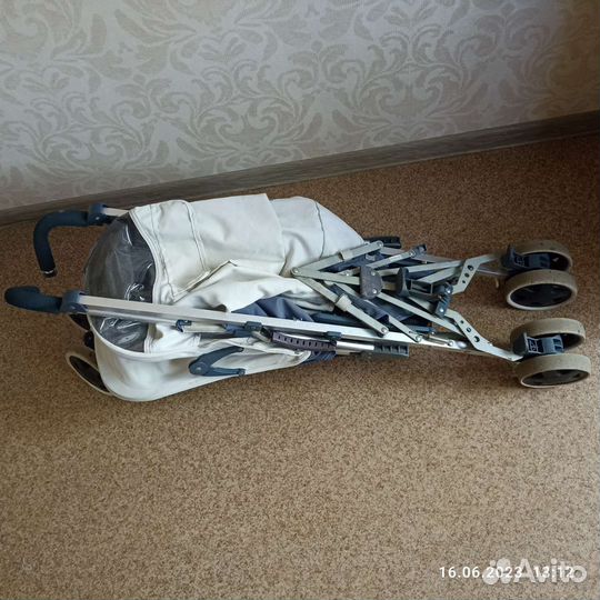 Прогулочная коляска трость бу