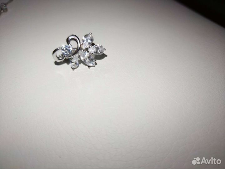 Ожерелье и серьги