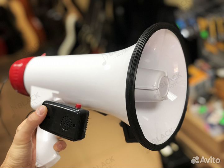 Мегафон HW-20F мощность: до 15 Вт Громкоговоритель