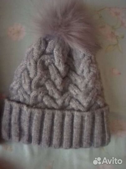 Шапки зимние и осенние на девочку 10-11-12лет