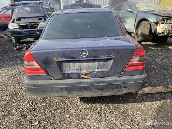 Mercedes-Benz C-Класс 180 W202 в разборе