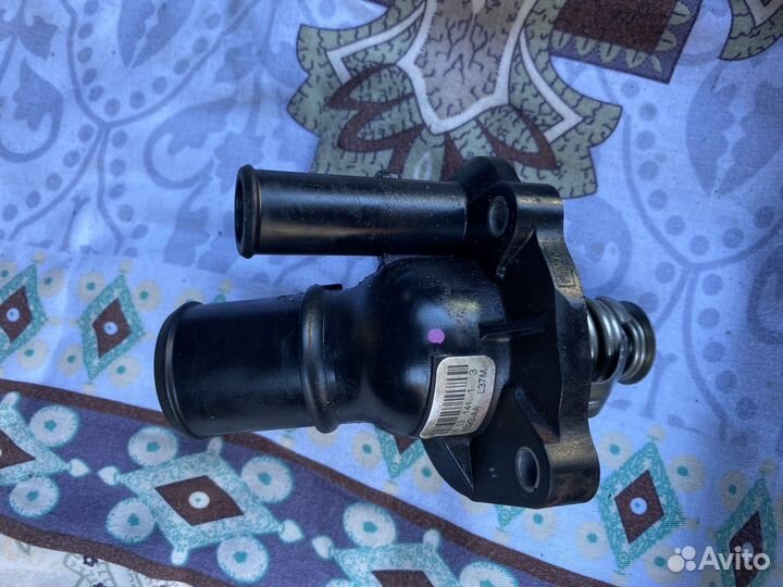 Термостат Ford 1475495